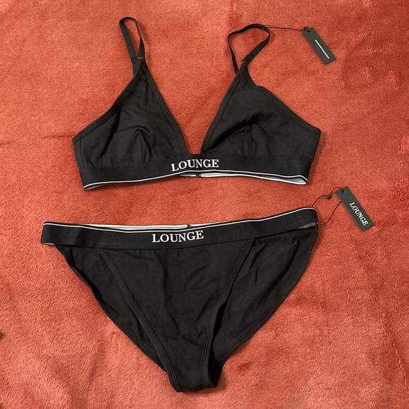 Triangle Bra & Brief Set - Picture 3 of 3